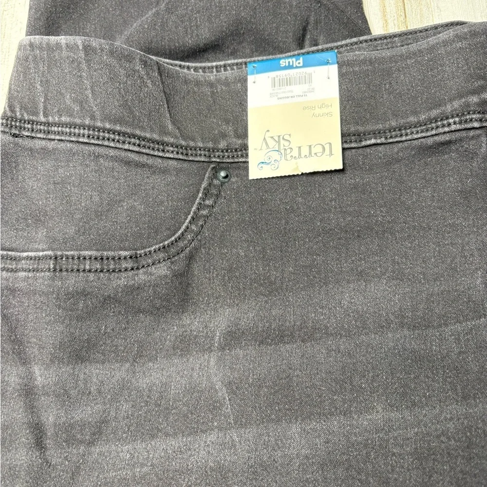 (Sold)Terra & Sky Women’s Plus Skinny High Rise Pull-On Size 1X Jeggings - Picture 6 of 15
